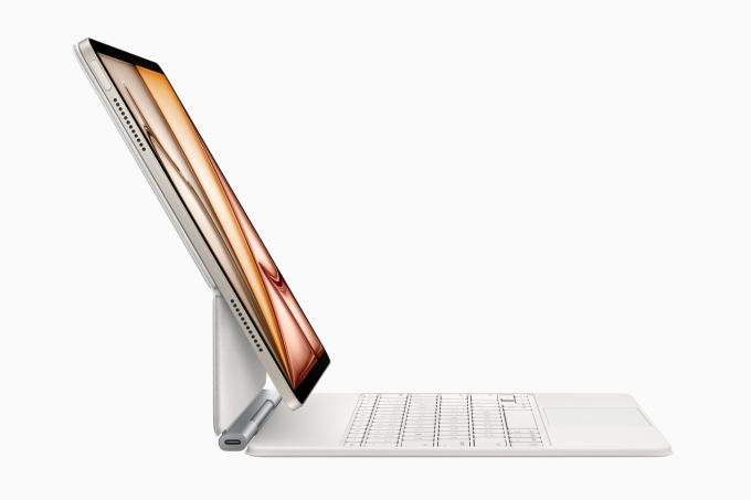 New Apple Magic Keyboard with larger trackpad