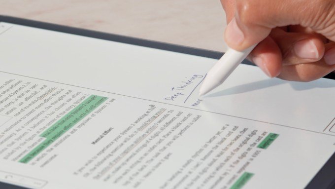 Kindle Scribe interface
